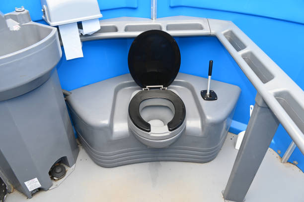 Best Porta potty delivery and setup  in Califon, NJ